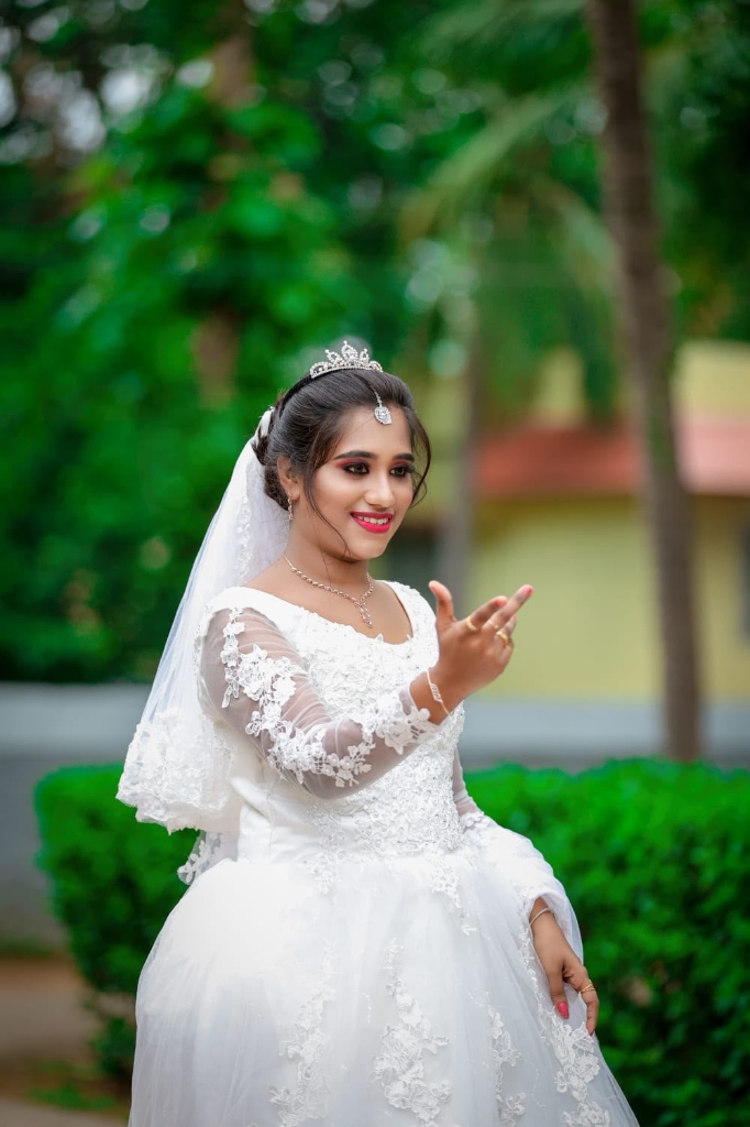 Garden Outdoor Christian Bride Tiara Portrait